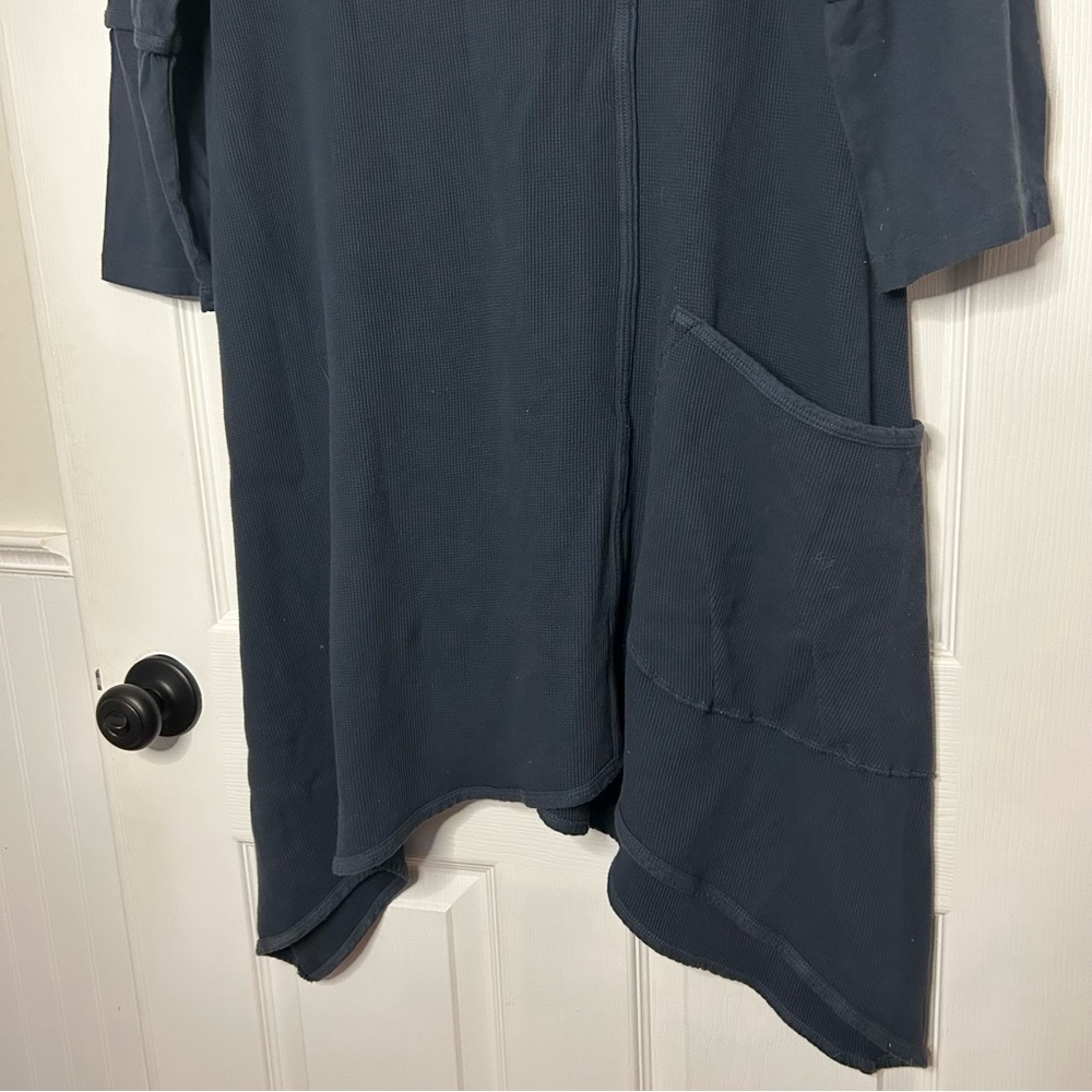 Blue Fish Cowl Neck Thermal Pocket Asymmetric Tunic - Picture 7 of 12